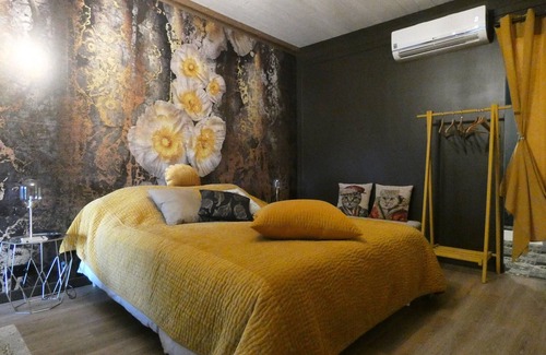 Janville Bed & Breakfast | Natural Retreat with King-Size Beds in Beauce, Near A10