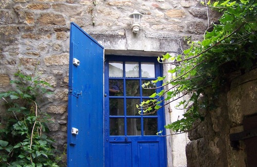 Avene House | Natural stone house with character at the foot of the Cevennes