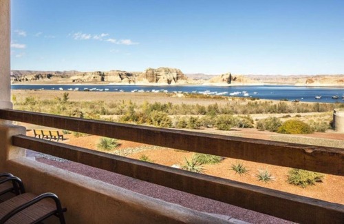 Wahweap Resort | Naturalistic Escape! Minutes away from Lake Powell Campground, Pool, Restaurant