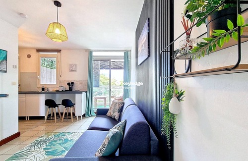 Sainte-Clotilde Centre Apartment | Natur’Azur – studio – 20 m² - close to the clinic – Sainte-Clotilde