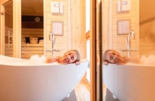 Steinborn House | Nature and luxury in the Vulkaneifel for the whole family! (including pet)