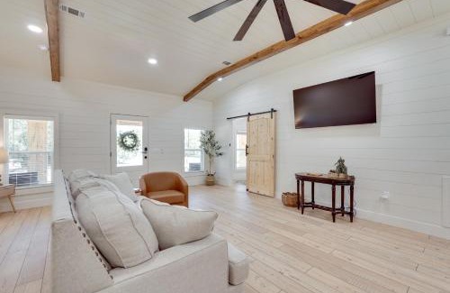 Millen House | Nature-Centric Retreat! Newly Built Millen Cottage