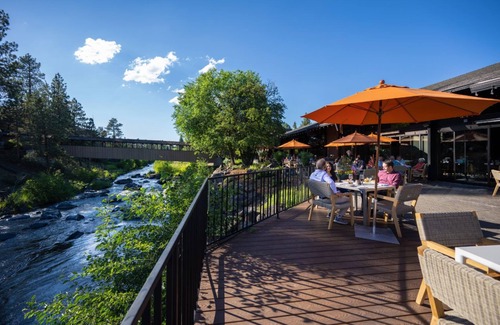 Orchard District Apartment | Nature Experience | 1King w/Riverview + ADA rated