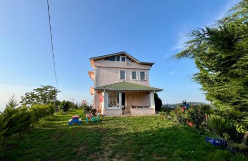 Arsin Villa | Nature Family House
