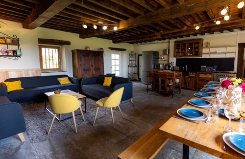 Augerolles Cottage | Nature gite, natural swimming pool, sauna, Nordic bath, farmhouse