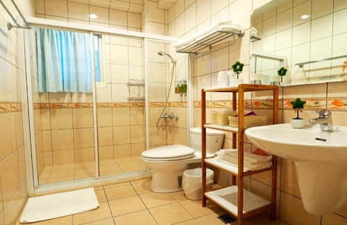 Dongshan Bed & Breakfast | Nature House Homestay