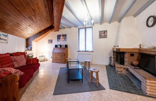 Moutiers Apartment | Nature l'été et ski l'hiver