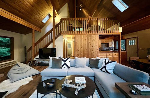 Dysart et al Cottage | Nature lover's dream: Private Cottage on 8.5 Acres