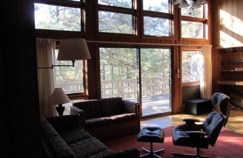 Wellfleet House | Nature Lover's Nest