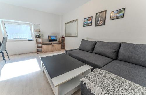 Mojstrana Apartment | Nature Lover's Paradise in Julian Alps
