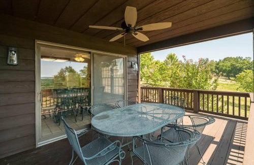 Bonne Terre House | NATURE RETREAT "100 Acres Private Property"