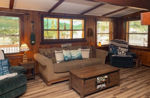 Sequoia National Forest Cabin | Nature's Bounty Cabin: Explore, Relax, Reconnect