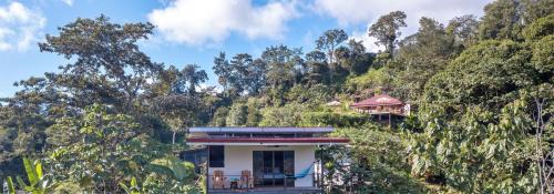 Ballena Cabin | Nature's Edge Boutique Hotel