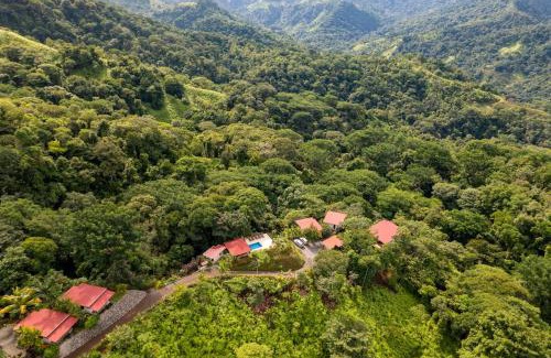 Ballena Cabin | Nature's Edge Boutique Hotel