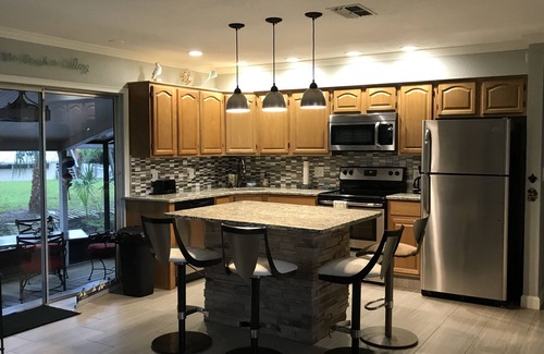Homosassa House | Nature's Getaway - Animal Free Property