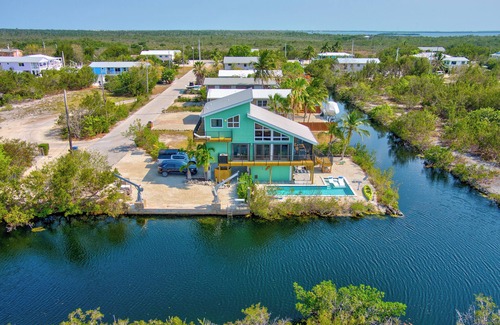 Port Pine Heights House | Nature's Paradise - Inground Pool - GREAT MONTHLY RENTAL RATE