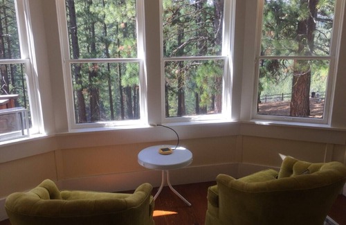 Blairsden-Graeagle Cabin | Nature Sabbatical ~ Peaceful Cabin on 40 Acres along Feather River