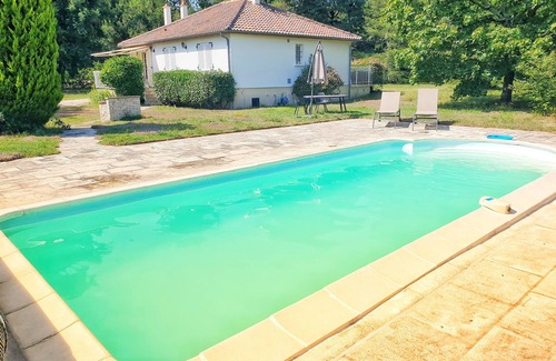 Selles-sur-Cher Villa | Nature, spacious, fenced, well equipped, Loire castles, ideal for families