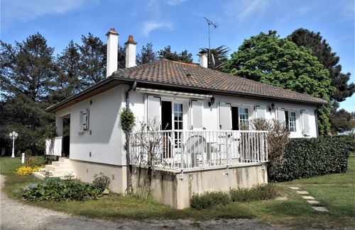 Selles-sur-Cher Villa | Nature, spacious, fenced, well equipped, Loire castles, ideal for families