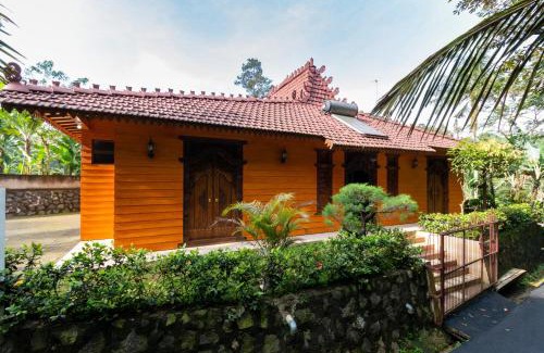 Pancawati House | Nature staycation Escape From City, Belgareti Farm