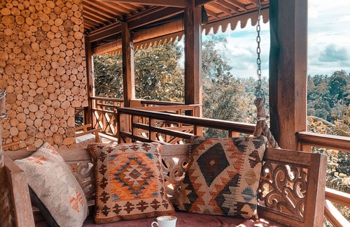 Baturiti Villa | Nature surrounded villa,in a vanilla organic orchard.