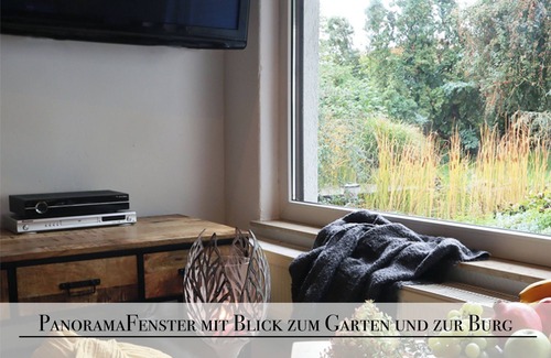 Groß Rosenburg House | Nature vacation home 120 m², large garden, castle view