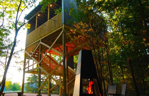Miller Grove Apartment | Nature’s Hideaway - The Urban Treehouse