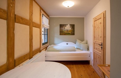 Bollberg Apartment | Naturhof-Papiermühle 3 Bett-Zimmer Immergrün