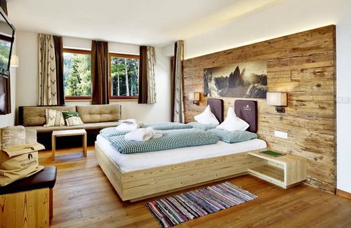 Chienes Hotel | Naturhotel die Waldruhe