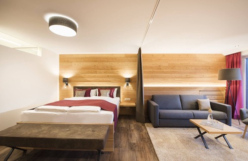 Matrei in Osttirol Hotel | Naturhotel Outside