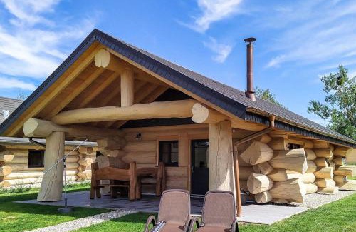 Gross Nemerow Ski Chalet | Naturstammhaus Tollensesee