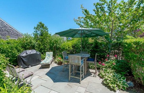Naushop House | Naushop Townhome - Perfect Summer Getaway. Pool + Tennis