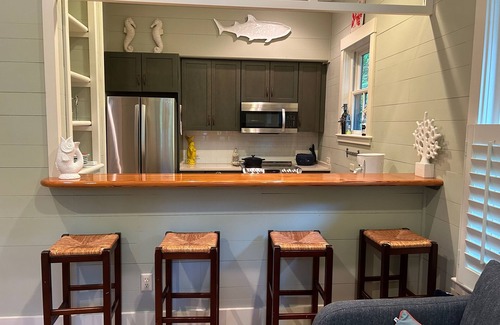 Olde Town Cottage | "Nauti-Jayne" coastal cottage in Historic Old Town Bluffton
