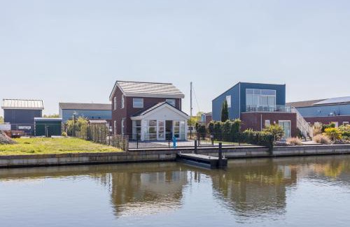 Oude-Tonge Resort | Nautic Rentals - Marinapark Oude-Tonge