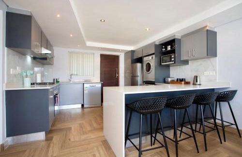 Mossel Bay Apartment | Nautica 410 by Mountain City Investments