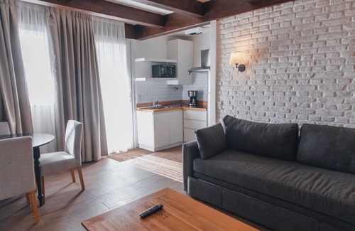 San Carlos de Bariloche Ski Chalet | Nautical House in Bariloche: on the shores of Lake Nahuel Huapi