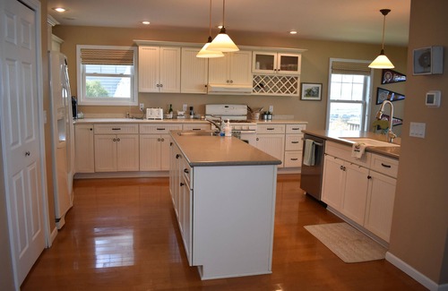 Cassopolis House | Nautical 5 Bedroom 5 Bathroom Home on Diamond Lake