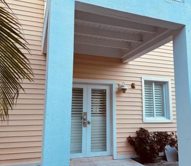 Alice Town House | Nautical Bimini Bay Villa with Starlink
