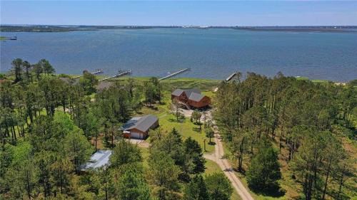 Morehead City House | Nautical Getaway home