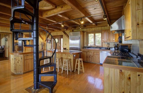 Morehead City House | Nautical Getaway