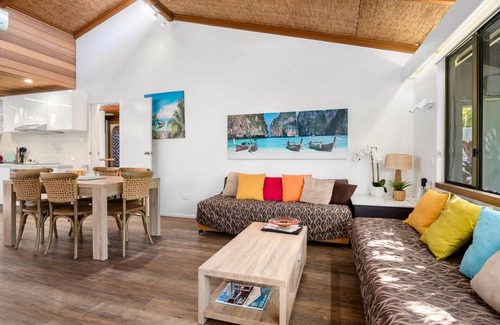 Sapphire Beach Apartment | Nautical Owl - Two bedroom apartment at a Beachside Resort