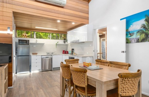 Sapphire Beach Apartment | Nautical Owl - Two bedroom apartment at a Beachside Resort