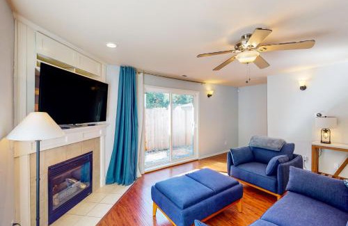 Coupeville House | Nautical View Getaway