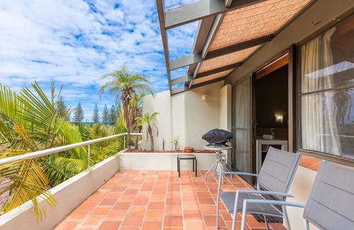 Sapphire Beach Apartment | Nautilus Beachfront Villas & Spa