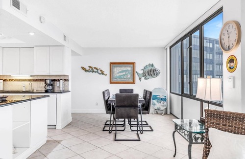 Flagler Beach Condo | Nautilus Condo | Ocean Views | Walk to Beach | Pool | Tennis | Golf | Free Parking | Free WIFI