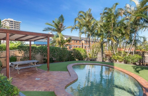 Kings Beach Apartment | Nautilus Unit 3 Kings Beach QLD