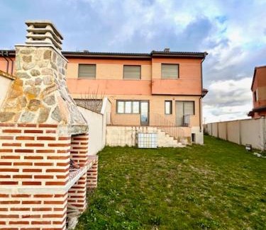 Navalmanzano House | Navalpinar