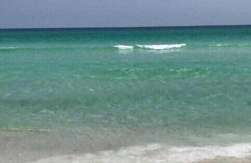 Navarre Apartment | Navarre Beach Getaway! Stay for FREE if you move to Navarre!