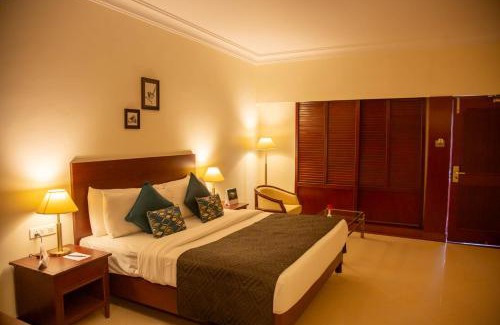 Hubli Hotel | Naveen Residency