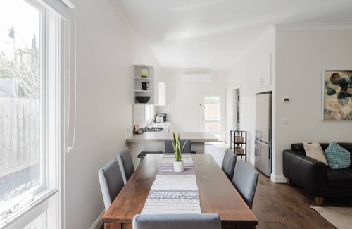 Yarraville House | Navi Home, stay like locals